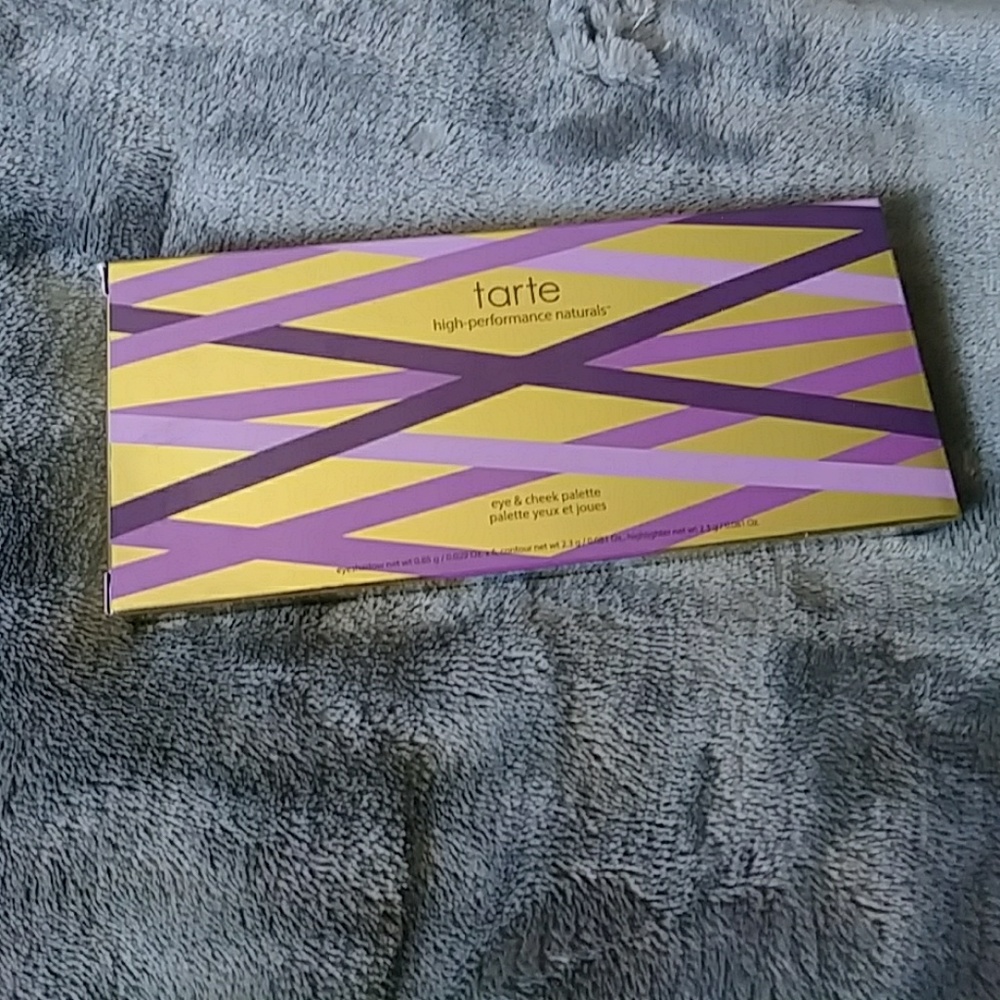 Tarte shape your money maker eyeshadow pallet